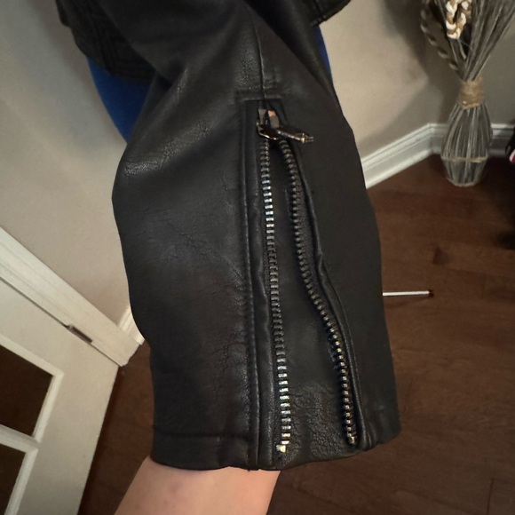 Motorcycle style jacket - Picture 8 of 14